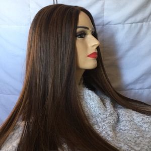 Like New pre-loved front lace wig